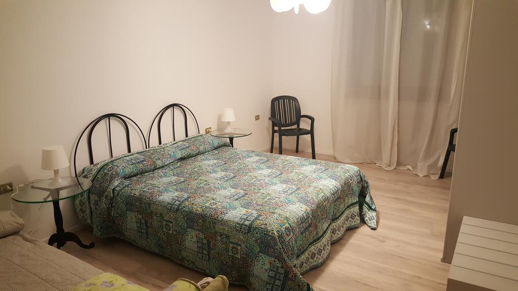 Apartment Weiss Home Riva del Garda Dış mekan fotoğraf